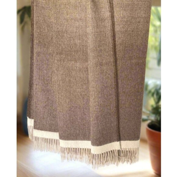 ARTZNL 100% Baby Alpaca ECO Throw Undyed Blanket Large Brown All Season Luxury - Picture 4 of 12